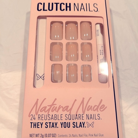 3for$20 NWT Clutch Nails Natural Nude 24 Reusable Square Nails - Picture 3 of 8